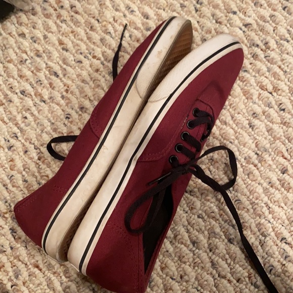 Vans - Picture 7 of 8